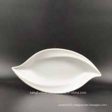 Leaf Shape White Color Glazed Porcelain Plate